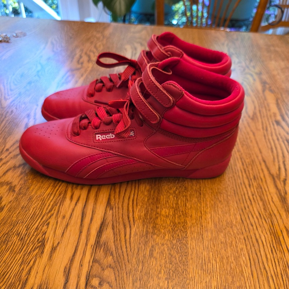 Reebok Freestyle Hi Womens 10 Red Leather High Top Sneakers 2240 Classic Retro - Picture 11 of 14